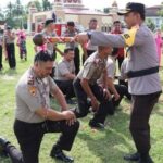 47 Personel Polres Banggai Naik Pangkat