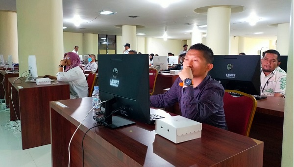 60 Bacalon Anggota KPU Sulteng Ikut Seleksi Tertulis