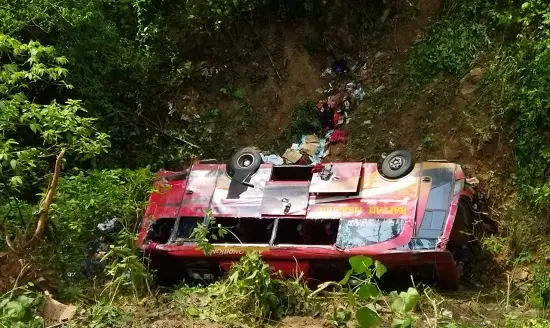 Penumpang Bus Rombongan Santri Gontor  yang Jatuh di Jurang Kebun Kopi Parimo Sudah Dievakusasi