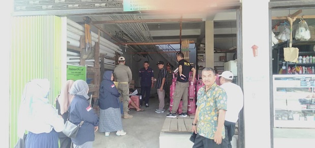 Kabag Ekonomi Penuhi Janji Tindaki Pangkalan Nakal di Kalangkangan Tolitoli