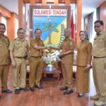 Awali Aktivitasnya di Kantor, Gubernur Sulteng Menerima Sejumlah Kepala OPD