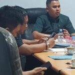Dua Oknum Anggota DPRD Morut Asyik Mainkan Gawainya saat RDP