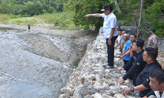 Tinjau Proyek Pembangunan di Banggai, Wagub Sulteng: Masih Ada Bermasalah