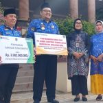 Bank Sulteng Salurkan Bantuan CSR Rp938 Juta untuk Masyarakat Parimo