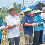 Masyarakat Parimo Diajak Manfaatkan Pekarangan Rumah untuk Tanam Cabai