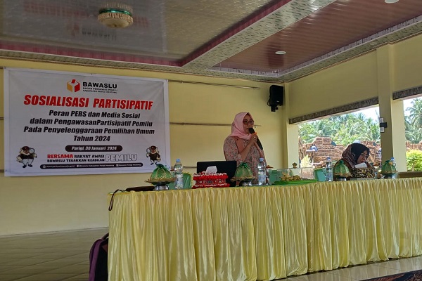 Bawaslu Parimo Menggandeng Media Sosialisasikan Pengawasan Partisipatif 