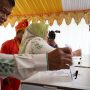 Gubernur Sulteng Salurkan Hak Pilihnya di TPS 2 Tanamodindi Palu