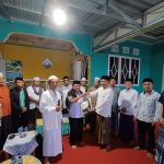 Komda Alkhairaat Sigi Serahkan Zakat Fitrahnya ke BAZNAS Sigi