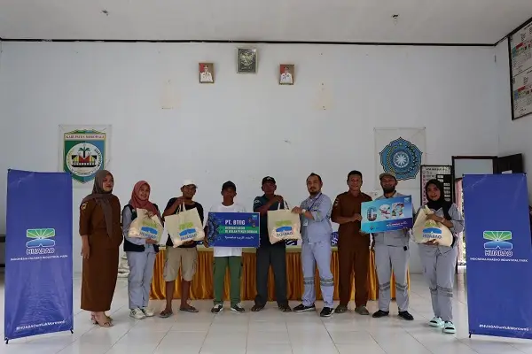 Huabao Gelar Buka Puasa dan Sebar Ratusan Paket Sembako untuk Duafa di Tiga Desa di Bungku Barat Morowali