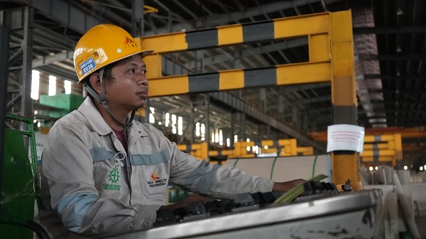 Idul Fitri 1445 Hijriah, Pabrik Kawasan IMIP Tetap Beroperasi