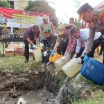 Polres Parimo Musnahkan Ratusan Botol Miras Jelang Idul Fitri 2024