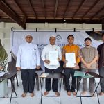 Prodi Perbandingan Mazhab UIN Datokarama Ajarkan Metode Kalibrasi Arah Kiblat kepada Santri