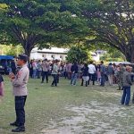 Ratusan Pendukung Kades Siweli Kepung Kantor DPRD Donggala