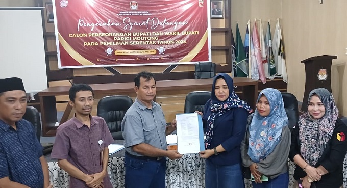 Tiga Bakal Pasangan Calon Perseorangan Serahkan Syarat Dukungan untuk Pilkada Parimo 2024