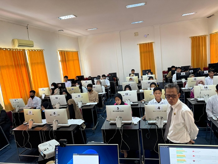 780 Pendaftar Jalur UMPTKIN 2024 UIN Datokarama Palu Ikuti Seleksi Berbasis Elektronik