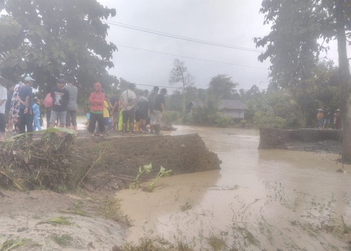 Jembatan Putus di Sibalago Parimo, Gubernur Sulteng Instruksikan Segera Bangun Jembatan Sementara