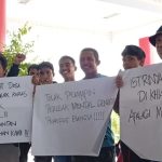 Warga Pantolobete Lapor Bupati Donggala, Minta Berhentikan Kades dan Ketua BPD yang Selingkuh