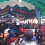 Deklarasi Pasangan BERANI di Buko Bangkep, Warga Rela Berdiri di Luar Tenda