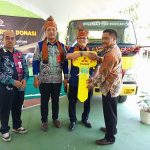 KTB Donasikan Mitsubishi Fuso Canter Euro 4 kepada SMK Bhakti Bangsa Banjarbaru  