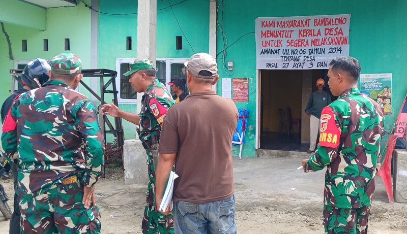 Keluhkan Kinerja Kades, Warga Desa Bambalemo Parimo Pasang Spanduk Protes 