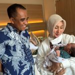 Sukacita Kelahiran Cucu Pertama Bacalon Gubernur Sulteng Anwar Hafid