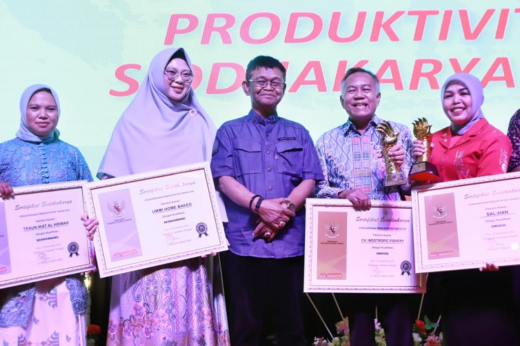 Sejumlah Perusahaan di Sulteng Raih Siddhakarya, Berkinerja Luar Biasa Tingkatkan Kualitas Usaha