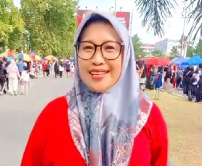 Ratna Dewi Pettalolo Terkesima Menyaksikan Lapangan Vatulemo Usai Direvitalisasi