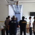 Polisi Olah TKP Kebakaran Kantor KPU Kabupaten Morowali