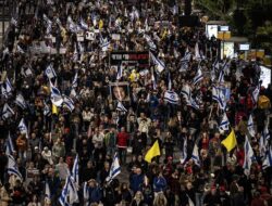 Keluarga Sandera Desak Netanyahu Segera Gencatan Usai Hamas Rilis Video