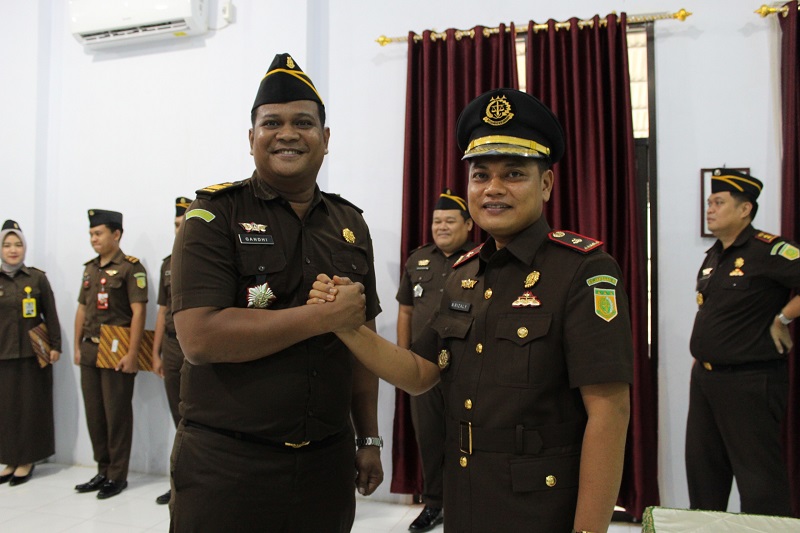 Kajari Tolitoli Lantik Noviar Rizaly Jabat Kacabjari Laulalang