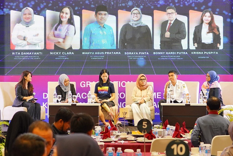 Talkshow Multi Stakeholder, Plt. Kadis Kominfosantik Sulteng: Perkuat Literasi Digital dan Keuangan