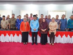 Gubernur Sulteng Kumpulkan Kepsek: Proyek Lain Bisa Ditunda, Pendidikan Tak Boleh