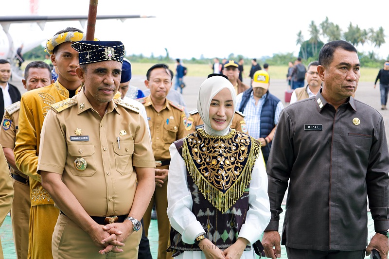 Gubernur Sulteng Kunjungi SMK 1 Bungku Barat Morowali, Dorong Pertumbuhan Wirausaha