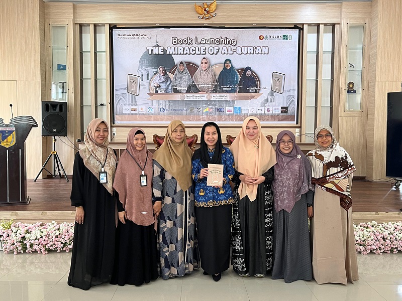 Launching Buku The Miracle of Alquran, Wawali Palu: Inspirasi bagi Penulis Lain