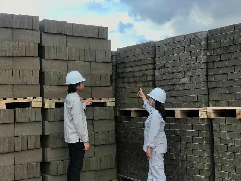 IMIP Manfaatkan Slag Nikel Jadi Batako dan Paving Berkualitas Tinggi