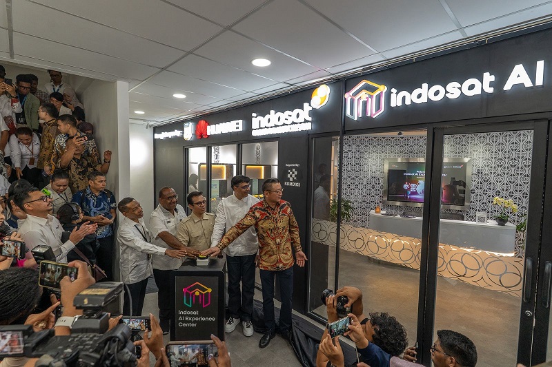 Indosat Ooredoo Hutchison Resmikan AI Experience Center di Jayapura, Hadirkan Manfaat AI bagi Indonesia Timur