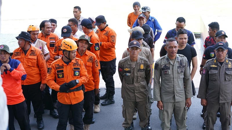 Pemkot Palu Tugaskan 69 Relawan Bantu Korban Banjir di Desa Wombo Kolanggo Donggala