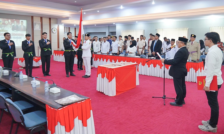 Lantik Duta Pancasila Paskibraka Provinsi Sulteng, Asisten II: Sebuah Kehormatan Besar