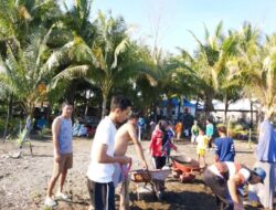 Lukman Hanafi Rayakan Tahun Baru Islam dengan Kerja Bakti Bangun Teras Masjid di Desa Pebotoa