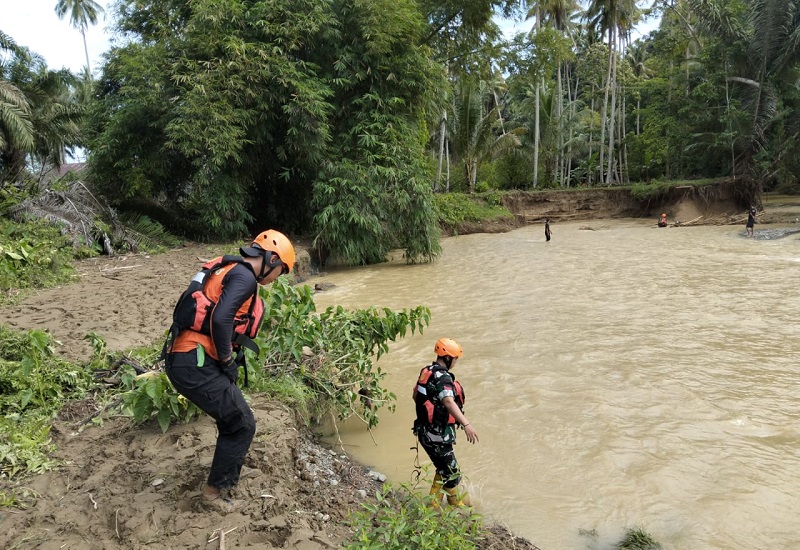Banjir Melanda Dua Kecamatan di Donggala, Seorang Warga Diduga Terseret Arus Sungai Mamara