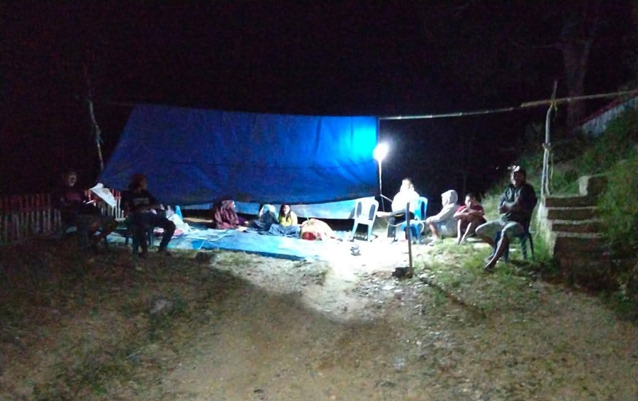 Hari Ini Sebagian Besar Warga Telah Kembali ke Rumah Mereka Pascagempa Poso