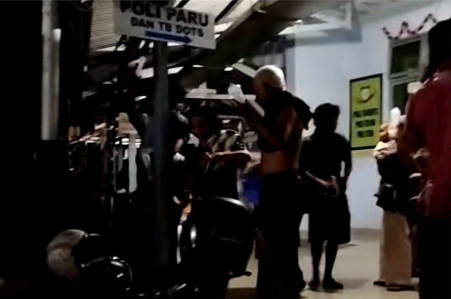 Pasien Puskesmas Pendolo Berhamburan ke Luar saat Gempa Tektonik Mengguncang Poso