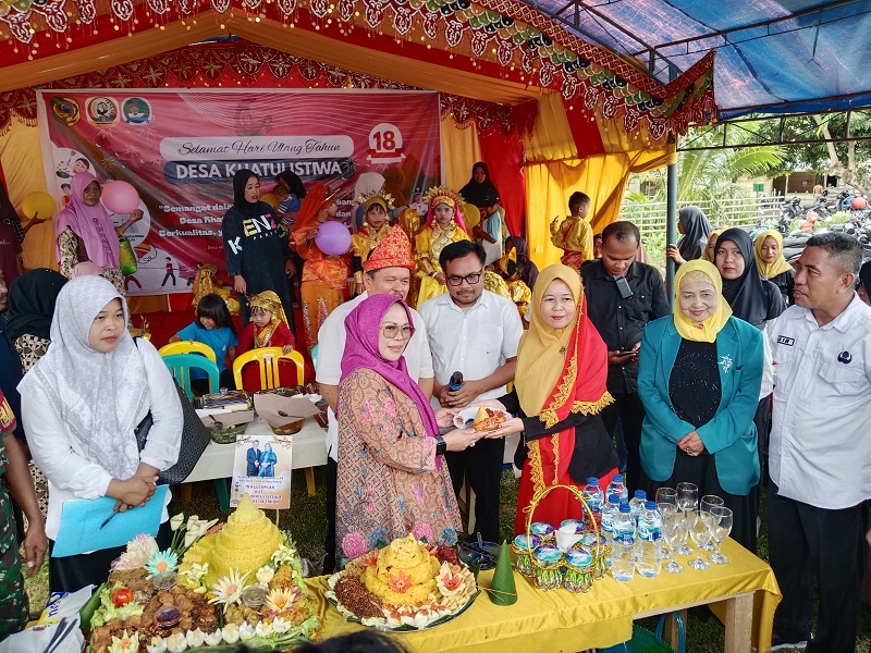 Wabup Parimo Hadiri Peringatan Ulang Tahun Desa Khatulistiwa