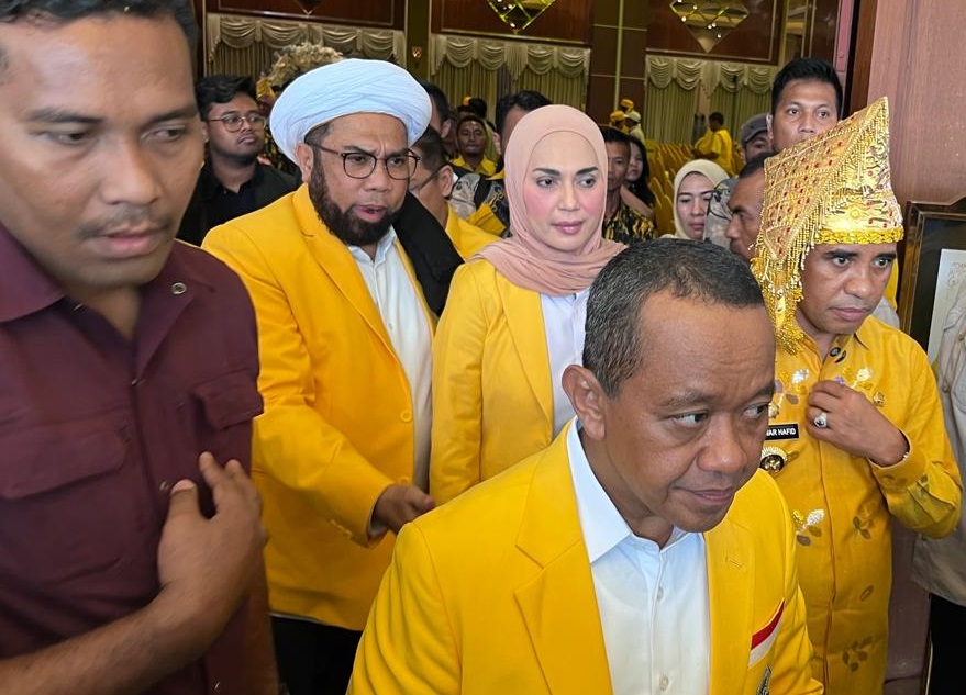 Bahlil Soroti Ketimpangan Izin Tambang: Barang Milik Daerah yang Kelola Orang dari Jakarta