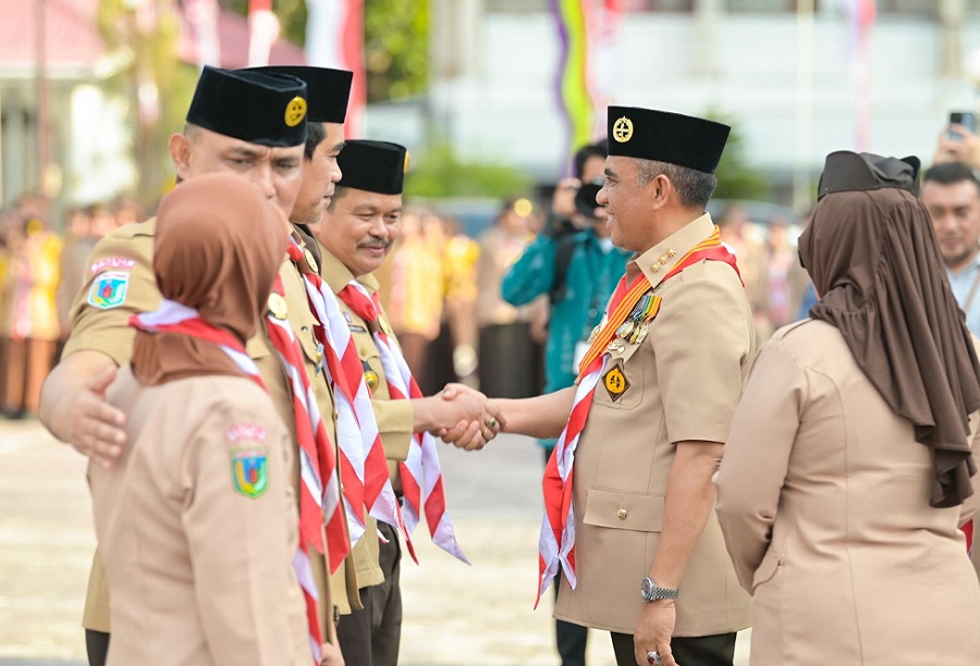 Bupati Parigi Moutong Terima Lencana Pancawarsa di Peringatan Hari Pramuka