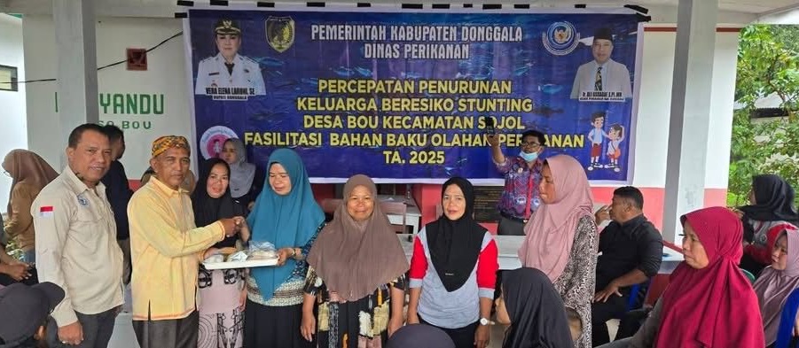 Donggala Genjot Penurunan Stunting, 1.131 Paket Olahan Ikan Dibagikan di Sojol