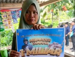 Kader Pos Yandu Desa Labuan Poso Pemenang Gebyar Miliarder Yamaha Rp1 Miliar