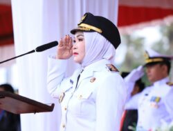 Khidmat di Upacara Penurunan Bendera Merah Putih: Wabup Morowali Tutup Rangkaian HUT Ke-80 RI