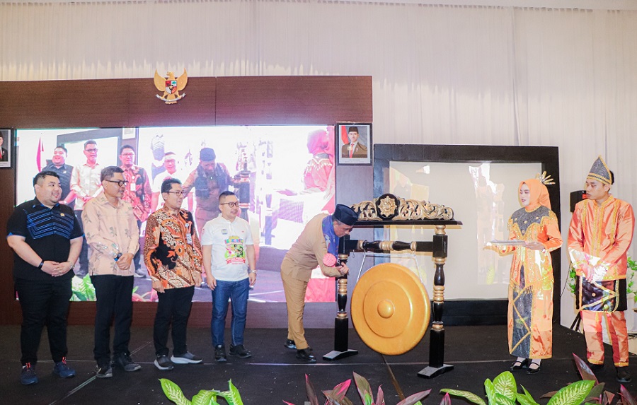 RAKORTEK Lingkungan Hidup se-Sulteng 2025, Gubernur Anwar: Lingkungan Selamat, PAD Meningkat