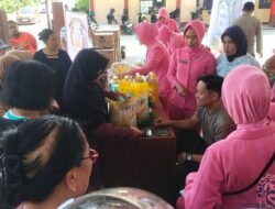 Semarak Perayaan Kemerdekaan, Polres Poso Ringankan Beban Warga Melalui Pasar Murah